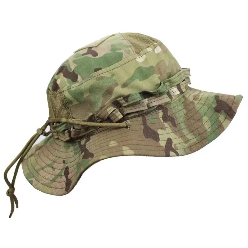 Chapeau Randonnée Confortable de l'Armée Américaine vert sur fond blanc